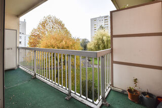  Appartement  vendre 4 pices 