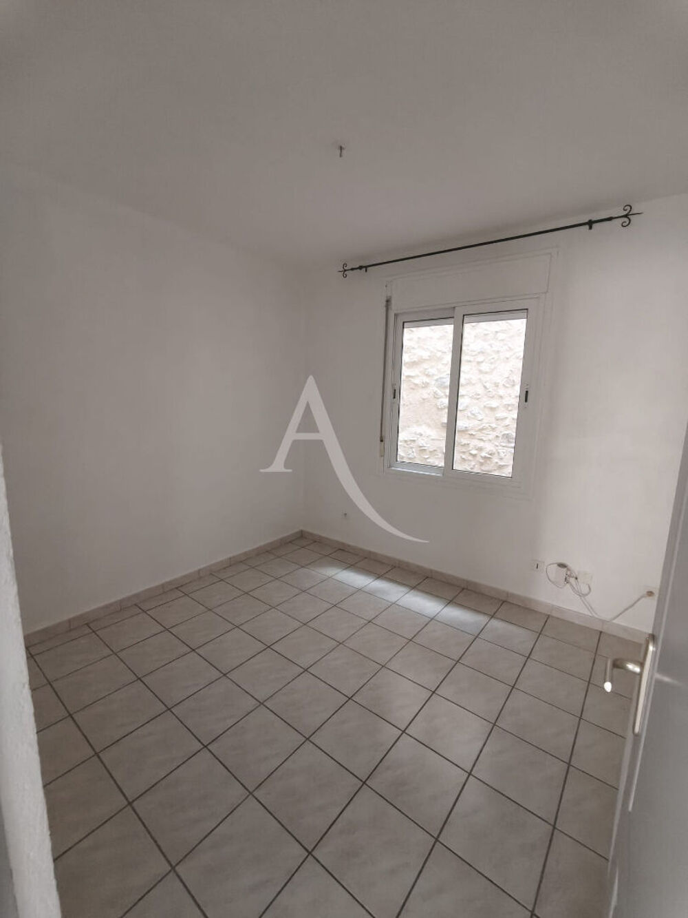 Vente Maison TERRATS : Charmante maison de village  4 pièces - 70 m² rénovée. Terrats