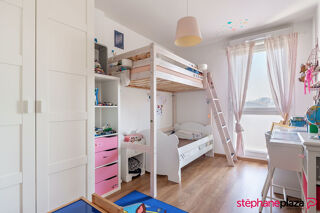  Appartement � vendre 4 pi�ces 1 m�