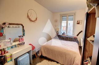  Appartement à louer 3 pièces 46 m²