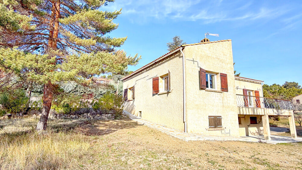 VILLA LUMINEUSE DE 125M2 GARAGE AU CALME JARDIN ARBORE A PIERREVERT