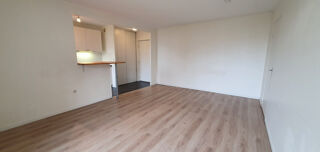  Appartement à louer 2 pièces 52 m²