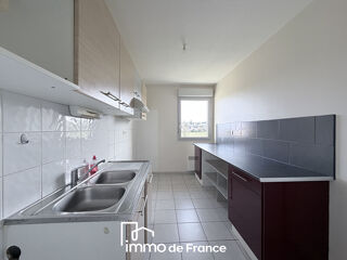  Appartement � vendre 4 pi�ces 83 m�