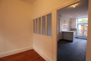  Appartement à louer 2 pièces 37 m²
