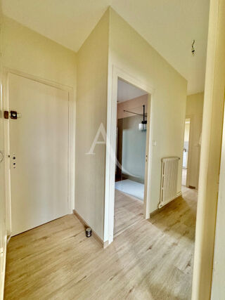  Appartement à louer 3 pièces 52 m²