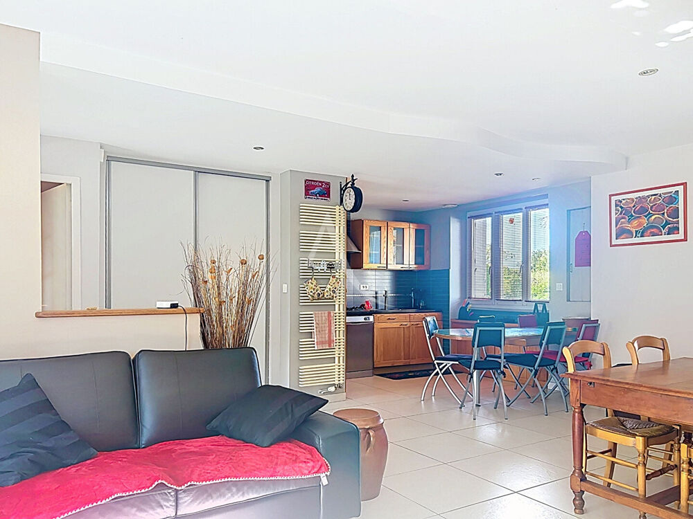 Maison de plain-pied avec dépendances et appartement locatif Le Loroux-Bottereau