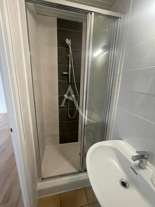  Appartement à louer 2 pièces 44 m²