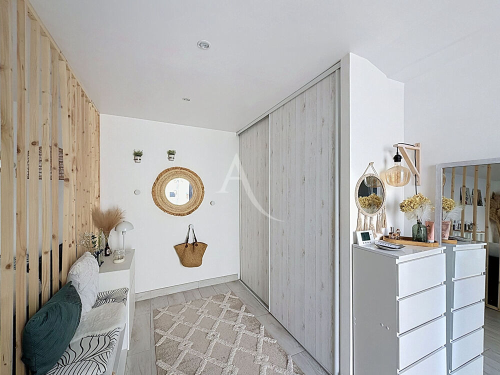 Vente Maison Maison à Varreddes de 140 m2 (180 au sol) - 3 chambres (possibilité 4 ou 5) - 1 salle de bains et 2 salles d'eau - grande terras Varreddes