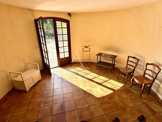  Maison � vendre 6 pi�ces 243 m�