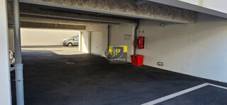  Parking / Garage à vendre 