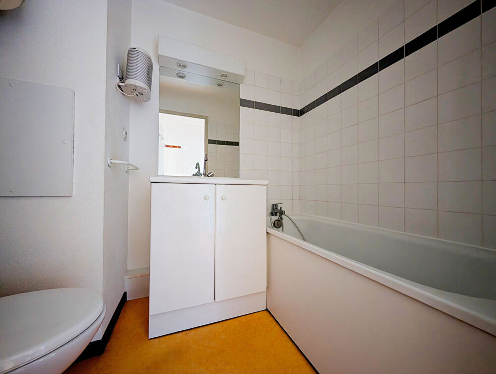 T1 de 19,30m² avec parking - Villeurbanne La Doua