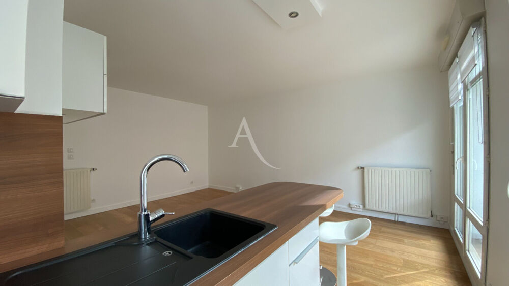 Vente Appartement Appartement ASNIERES _centre ville_8 min gare SNCF _2 pièces - double balcon - parking - cave Asnieres sur seine
