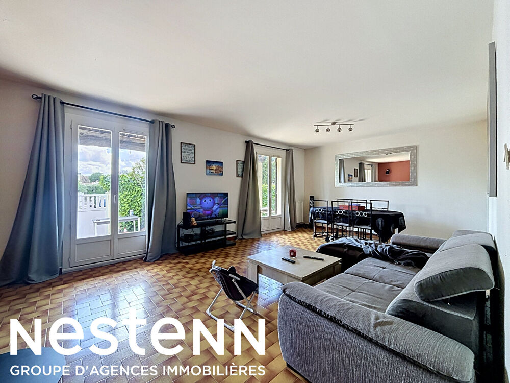 Vente Maison Maison individuelle 137 m² avec garage, piscine et 4 chambres à Eyguières, Investissement locatif Eyguieres