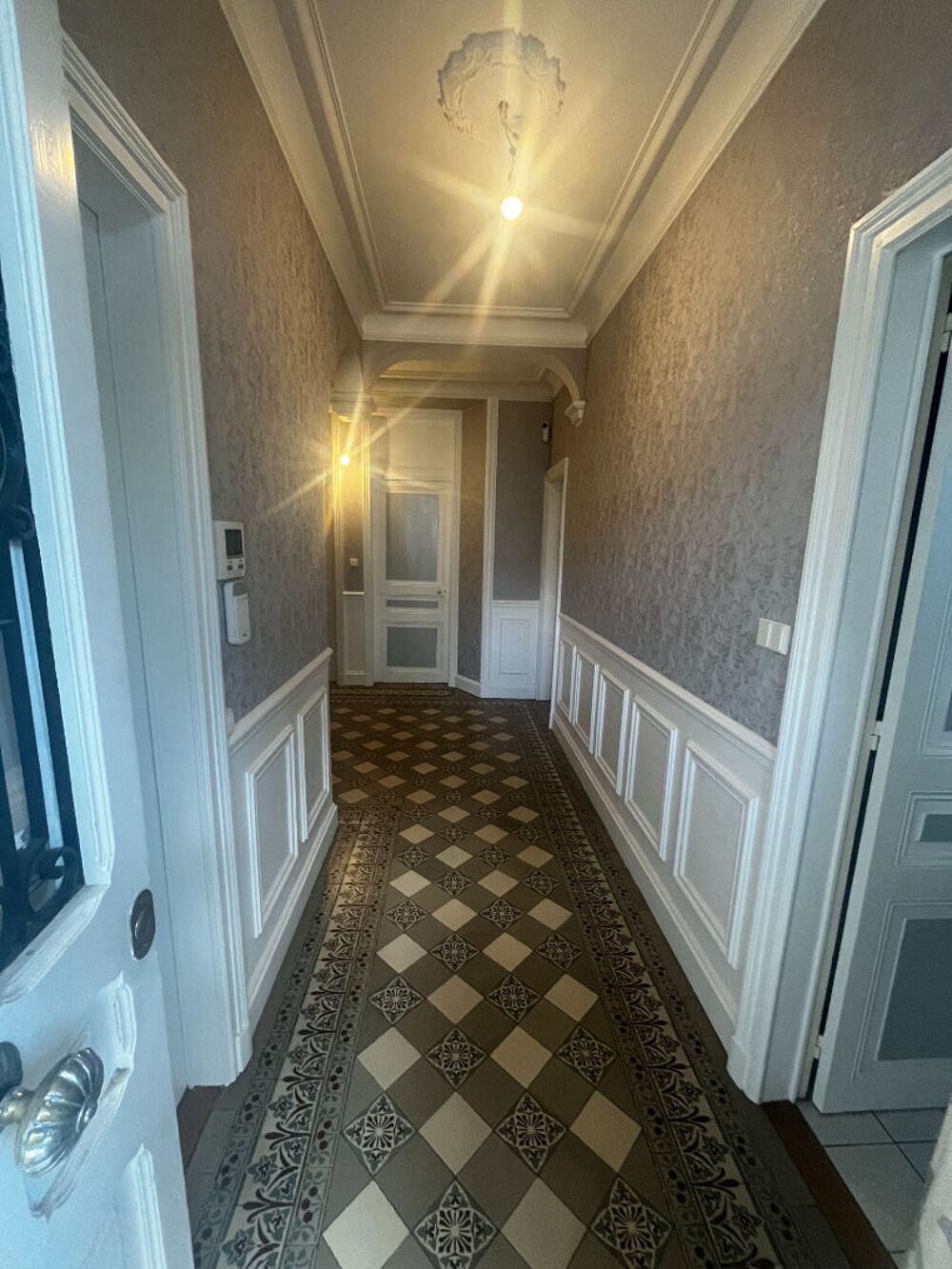 Maison de Maitre à Vittel 8 pièce(s) 155 m2