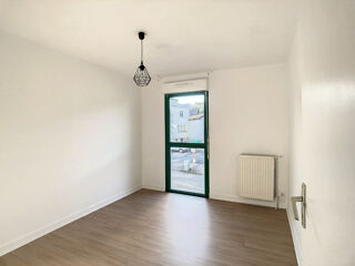  Appartement à louer 2 pièces 43 m²