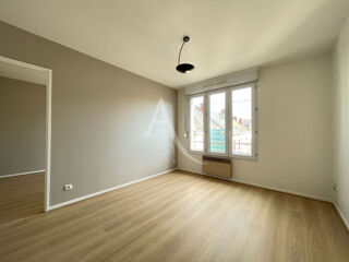  Appartement à louer 2 pièces 39 m²