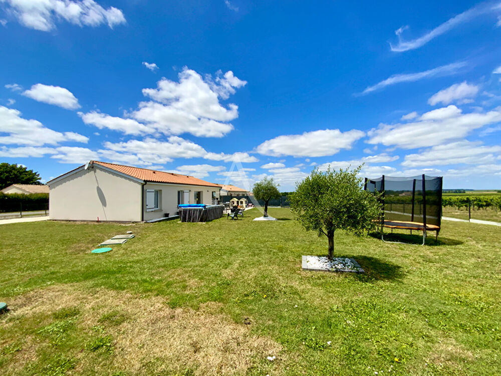 Vente Maison Maison de plain pied  proche Jonzac 105 M² Allas champagne