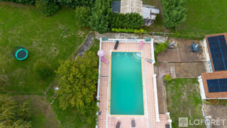  Maison � vendre 8 pi�ces 215 m�