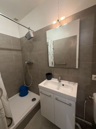  Appartement à louer 1 pièce 11 m²