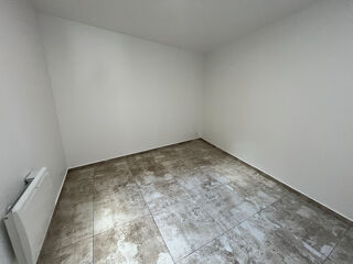  Appartement à louer 2 pièces 57 m²