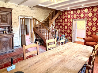  Maison à vendre 13 pièces 324 m²