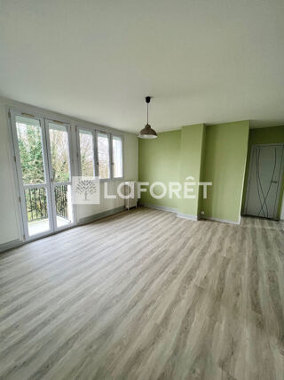  Appartement  louer 4 pices 67 m