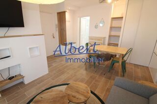  Appartement à louer 3 pièces 42 m²