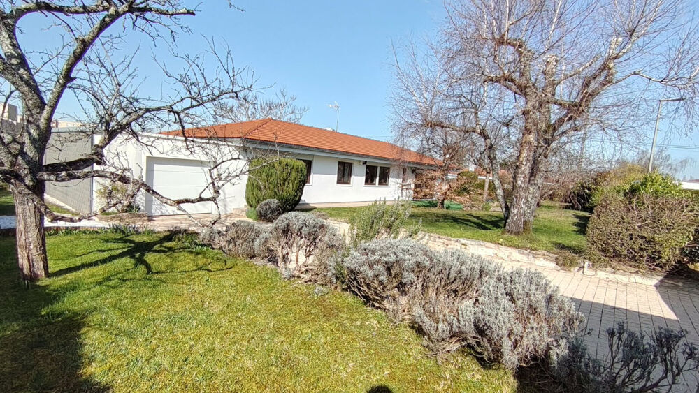 COUP DE COEUR ASSURÉ ! Maison familiale avec jardin dans le QUARTIER PRISÉ de Chaumont !