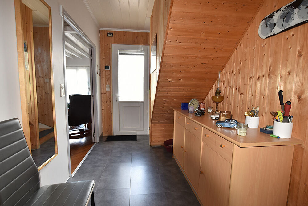 Vente Maison MAISON SPATIEUSE AVEC SOUS SOL TOTAL, PROCHE DES COMMERCES : Le mayet de montagne