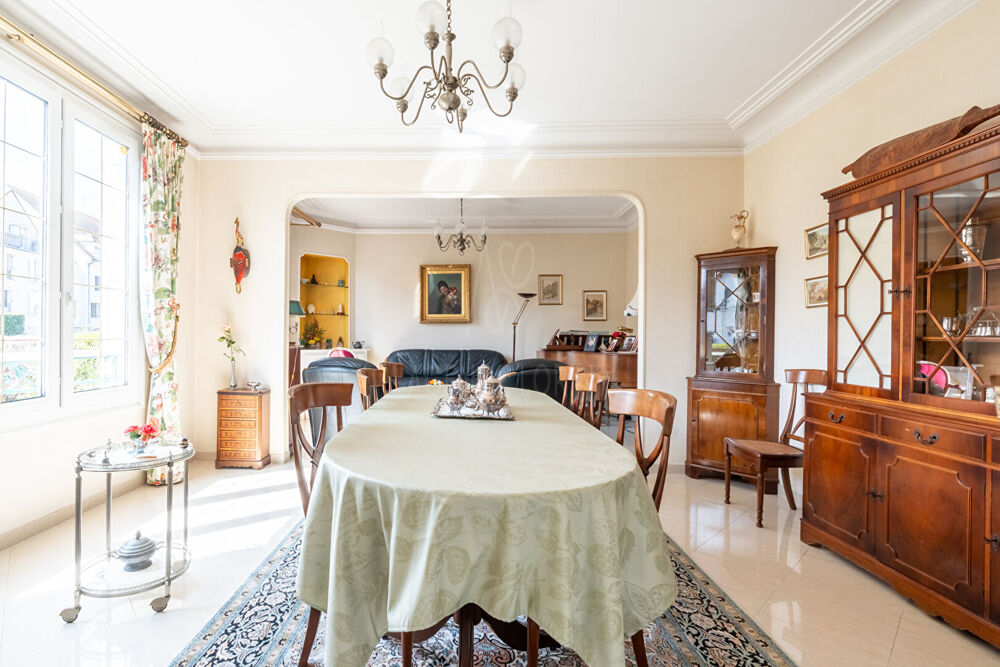 Maison Montesson 8 pièce(s) 163.14 m2