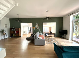  Maison à vendre 6 pièces 234 m²