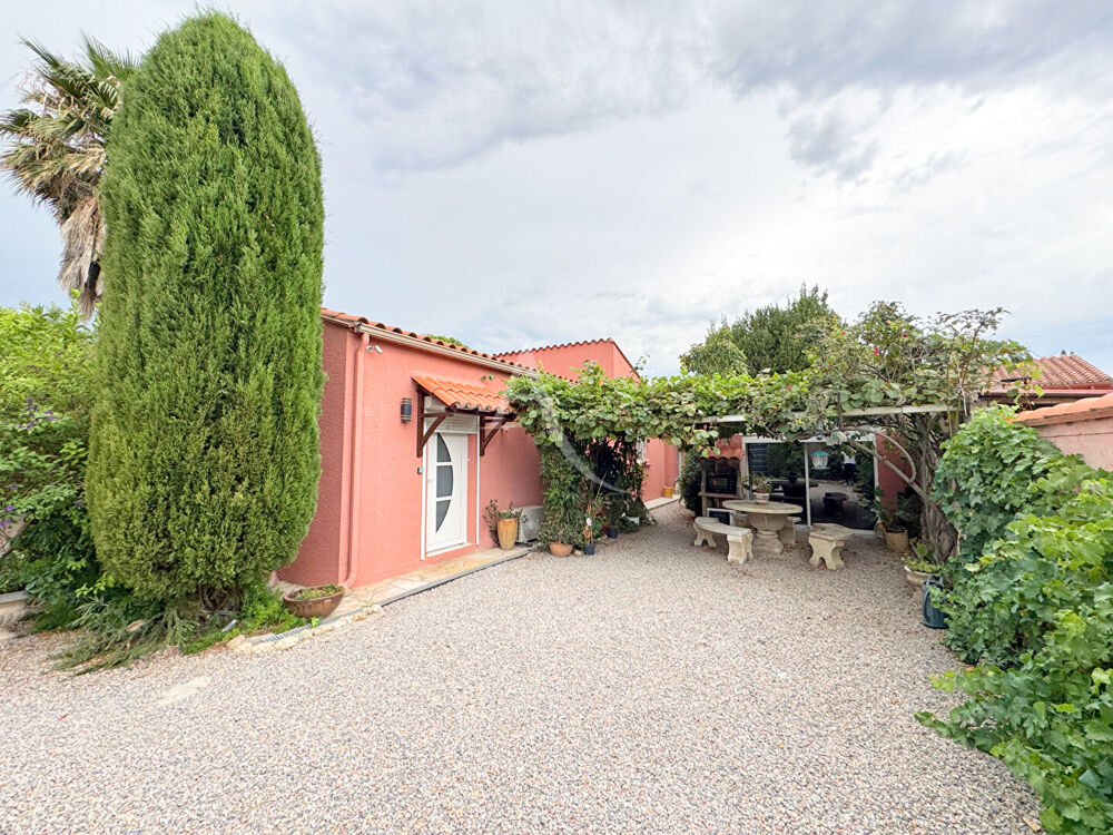 Vente Maison THUIR : Maison  5 pièces 116 m² PLAIN PIED -TERRAIN DE 851 m² à deux pas du centre Ville ! Thuir
