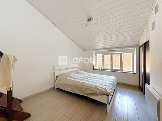  Immeuble à vendre 7 pièces 195 m²