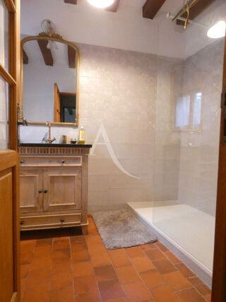  Maison � vendre 6 pi�ces 180 m�