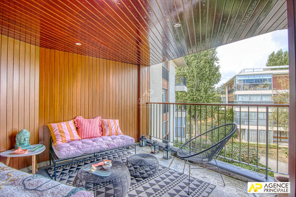 Vente Appartement Le Chesnay limite Versailles Appartement 3 pièces 76,26 m² carrez situé au 2e étage avec ascenseur, balcon, cave et parking exté Le chesnay rocquencourt