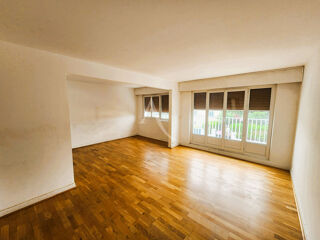  Appartement  vendre 4 pices 