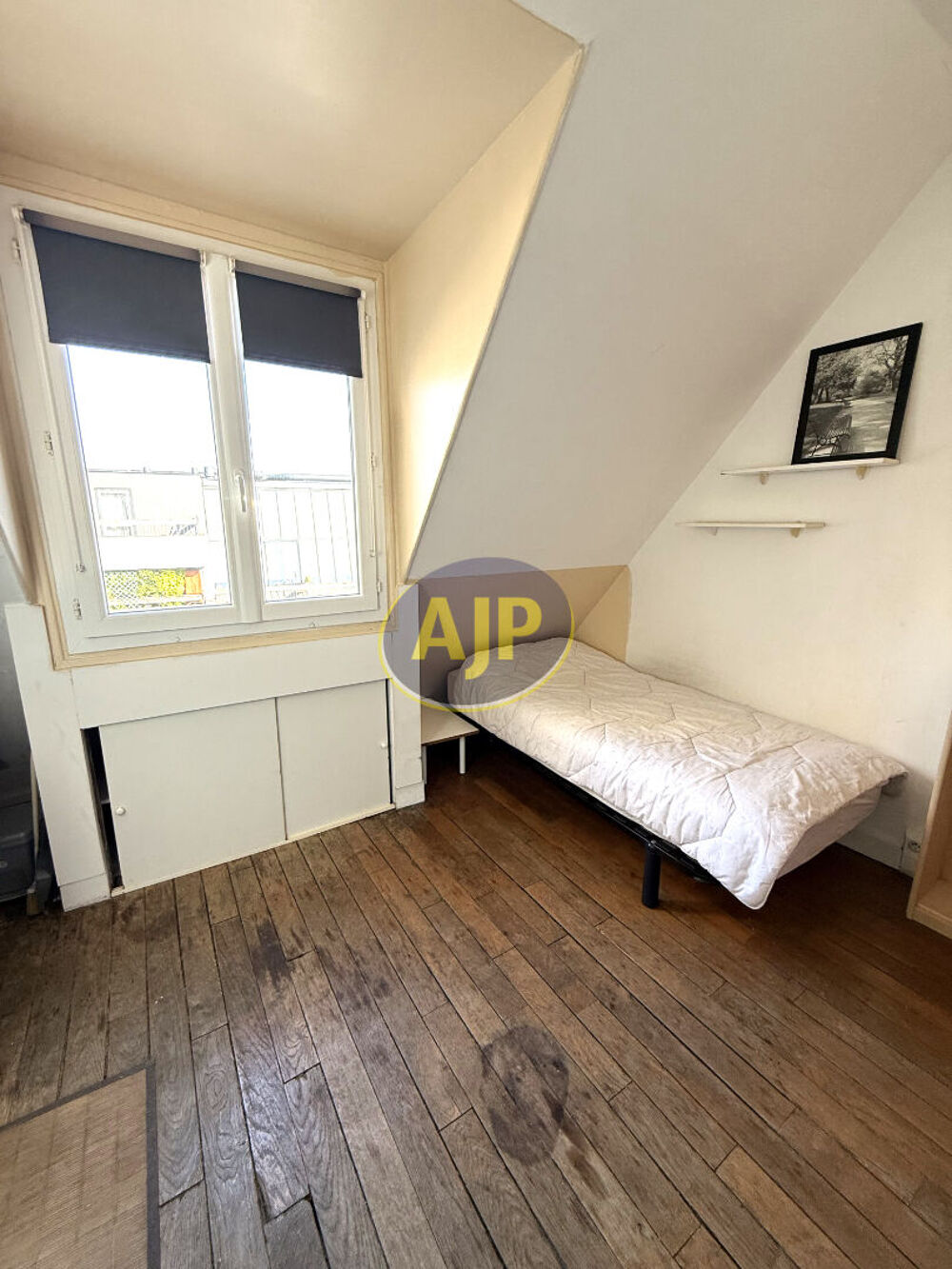 Vente Appartement Paris 15ème Métro DUPLEIX , Chambre aménagée. Paris 15