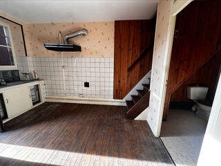  Immeuble à vendre 12 pièces 198 m²