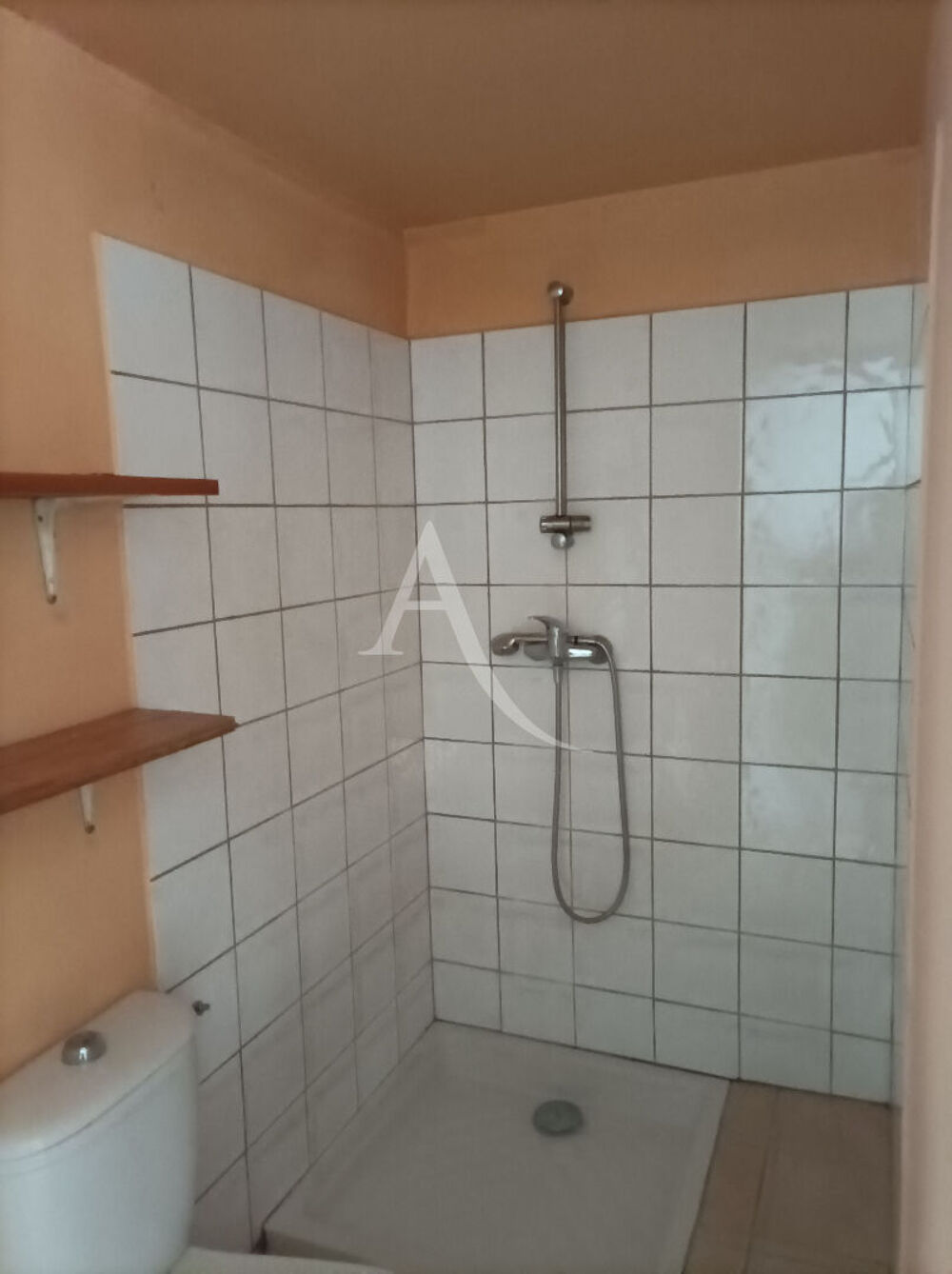 Appartement F2 en Rez de chaussée - OLARGUES - LOYER 370 CC