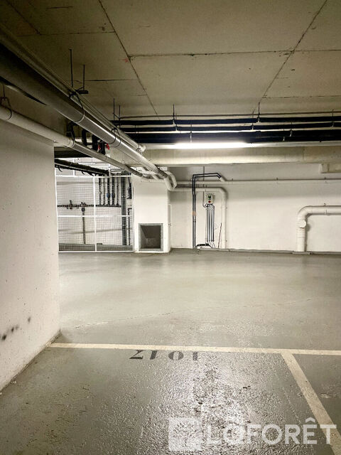  Parking / Garage � louer 