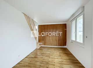  Maison à louer 6 pièces 120 m²