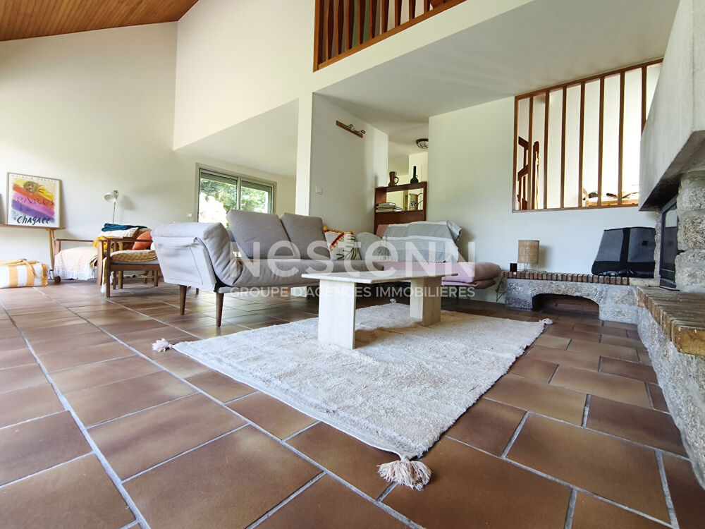 Maison d'architecte à vendre à Saint Nolff - 5 chambres - Grand terrain