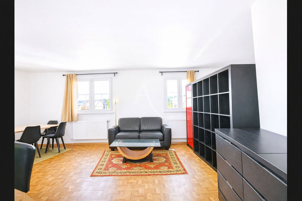 Appartement meublé en dernier étage sans ascenseur au calme