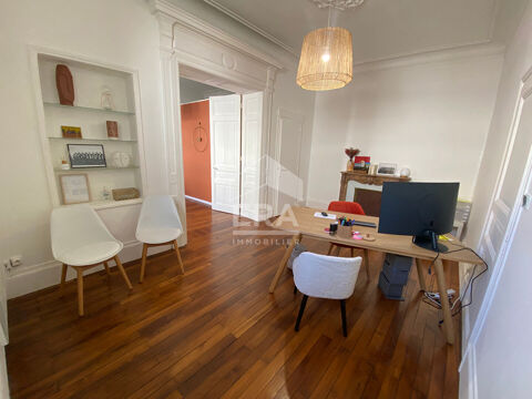 LA ROCHE SUR YON - CENTRE VILLE - PROCHE PLACE NAPOLEON 670 85000 La roche sur yon