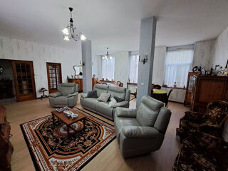  Appartement � vendre 4 pi�ces 140 m�