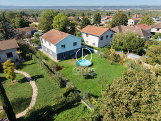  Maison  vendre 5 pices 179 m