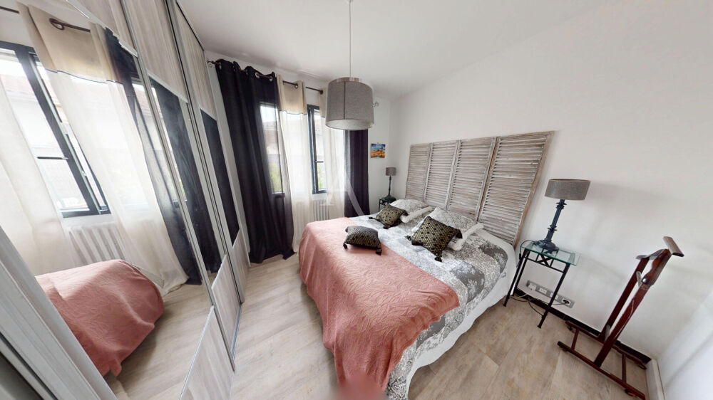 Villeneuve-de-Marsan ? Maison de plain-pied rénovée avec piscine et jacuzzi