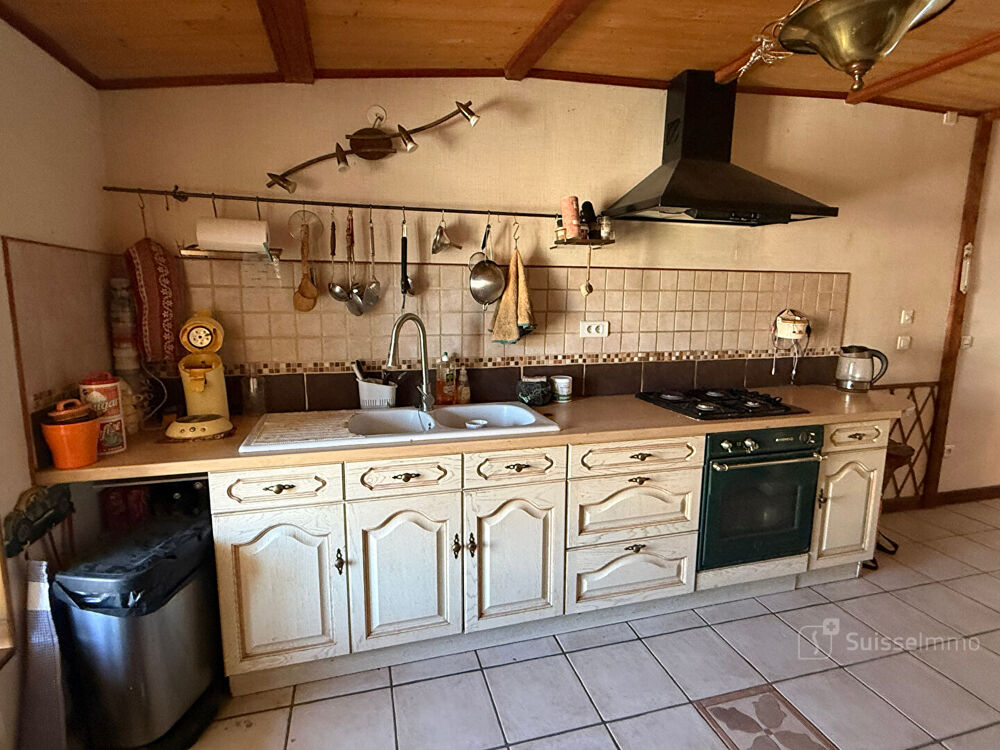 Vente Maison Maison de village Oyonnax 3 pièce(s) 98 m2 et dépendances Oyonnax