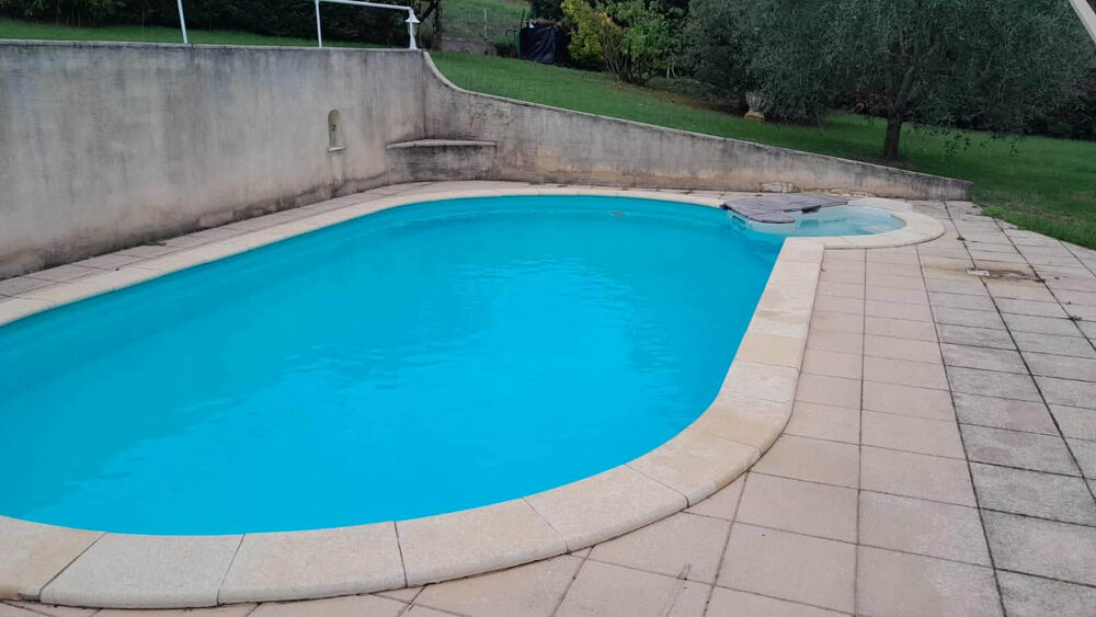 Exclusivité : Maison calme absolu à 2 minutes du centre-ville.