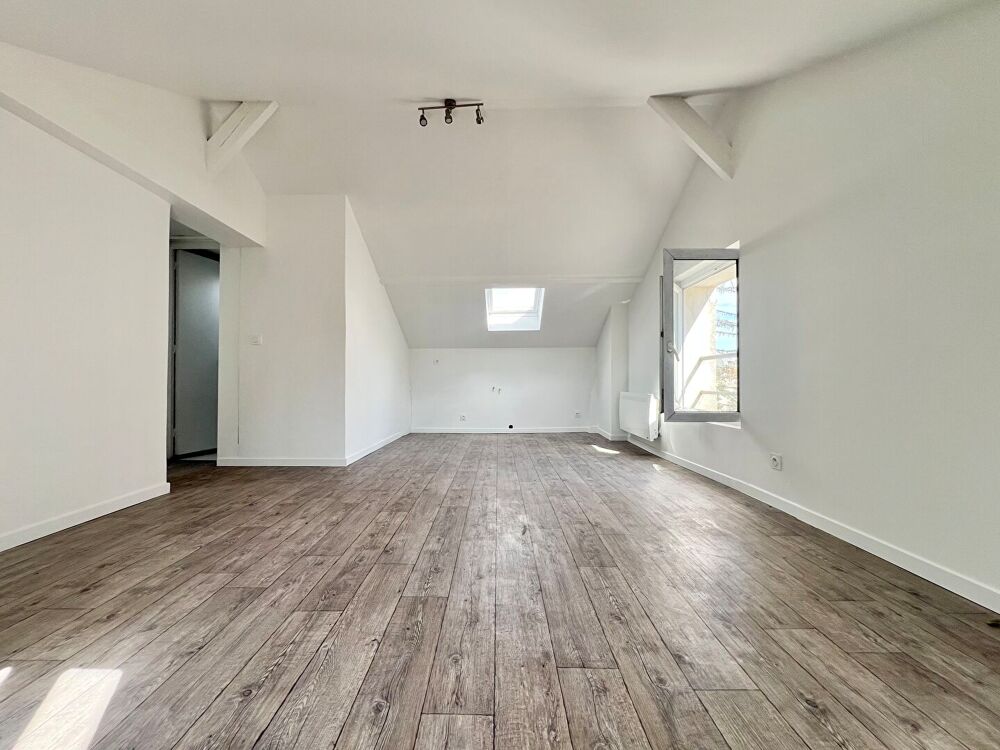 Vente Appartement Alfortville Nord - Studio de 20.43 m2 Loi Carrez et 28.95 m2 au sol Alfortville